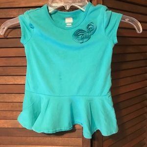 Old Navy 5T girls, Cotton blue shirt, 3-D Flowers
